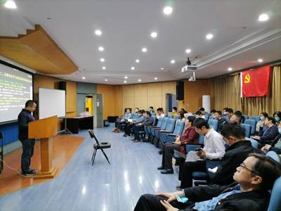 http://www.phys.tsinghua.edu.cn/__local/8/9D/00/CD0BB6A59B451E0450EA5D57494_F664E6F9_DDC1.jpg